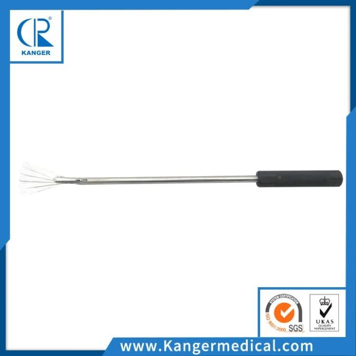 Fan Retractor